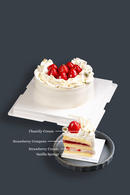 STRAWBERRY SHORTCAKE - Strawberry slice view | Miyabi Cakery