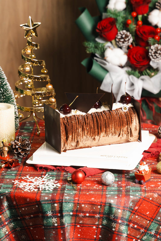 BÛCHE DE NOËL (YULE LOG CAKE)